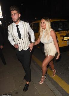 Charlotte Crosby feet photo thumbnail