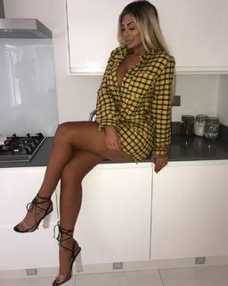 Chloe Ferry feet photo thumbnail