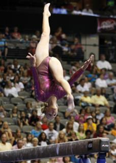 Nastia Liukin feet photo thumbnail