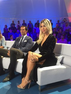 Wanda Nara feet photo thumbnail