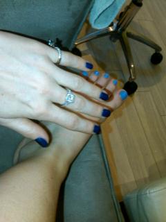 Tara Lipinski feet photo thumbnail