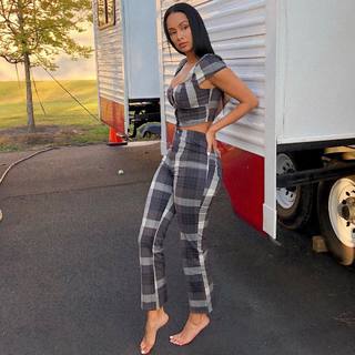 Draya Michele feet photo thumbnail