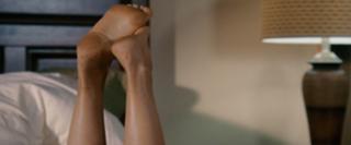 Gwyneth Paltrow feet photo thumbnail