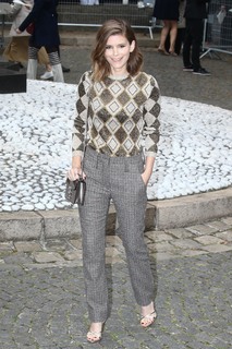 Kate Mara feet photo thumbnail