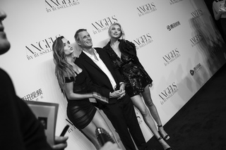 Elsa Hosk feet photo thumbnail