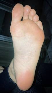 Alaine Crissiê feet photo thumbnail