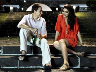 Deepika Padukone feet photo thumbnail
