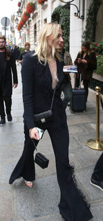 Sophie Turner feet photo thumbnail