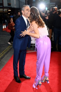 Olga Kurylenko feet photo thumbnail