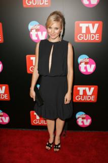 Kristen Bell feet photo thumbnail