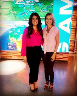 Amy Robach feet photo thumbnail