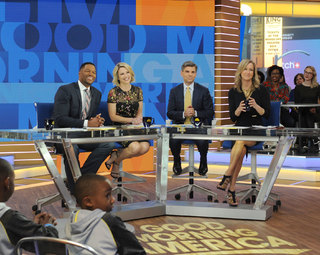 Amy Robach feet photo thumbnail
