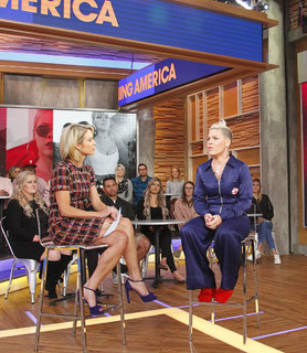 Amy Robach feet photo thumbnail