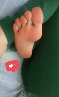 Isa Pes feet photo thumbnail