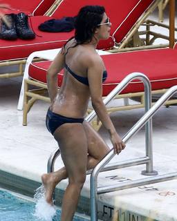 Priyanka Chopra Jonas feet photo thumbnail