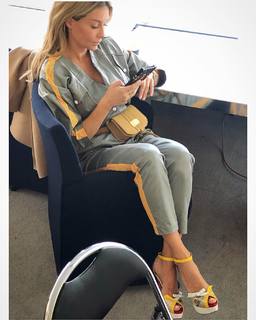 Malgorzata Rozenek feet photo thumbnail