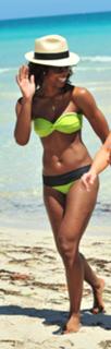 Kelly Rowland feet photo thumbnail