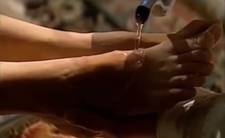 Giovanna Antonelli feet photo thumbnail