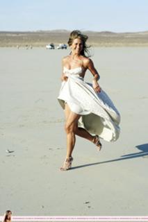 Jennifer Aniston feet photo thumbnail