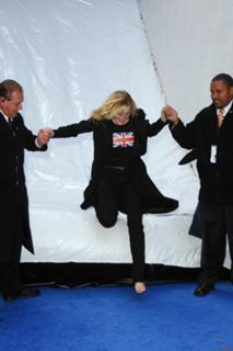Kate Winslet feet photo thumbnail