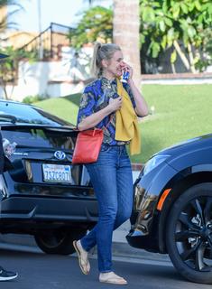 Cameron Diaz feet photo thumbnail