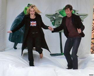 Kate Winslet feet photo thumbnail