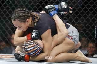 Michelle Waterson feet photo thumbnail