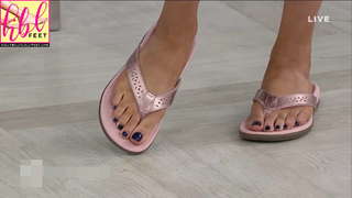 Courtney Khondabi feet photo thumbnail