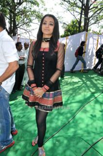 Trisha Krishnan feet photo thumbnail