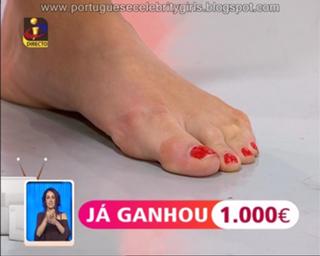 Cristina Ferreira feet photo thumbnail