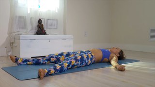 Kino MacGregor feet photo thumbnail