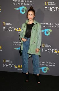 Holland Roden feet photo thumbnail
