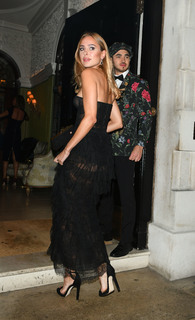 Kimberley Garner feet photo thumbnail