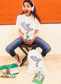 Kajal Aggarwal feet photo thumbnail