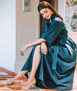 Kajal Aggarwal feet photo thumbnail
