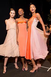Lais Ribeiro feet photo thumbnail