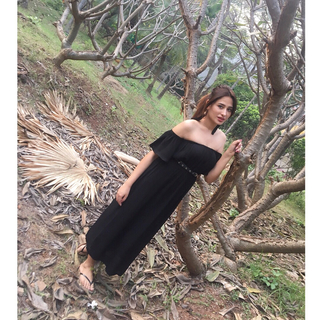 Mahira Sharma feet photo 2