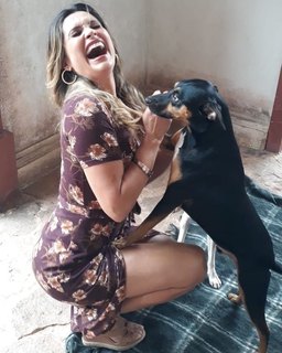Flávia Alessandra feet photo thumbnail