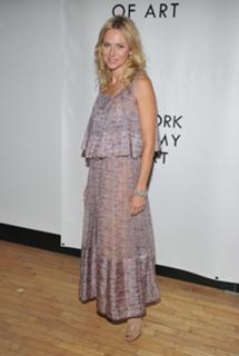 Naomi Watts feet photo thumbnail