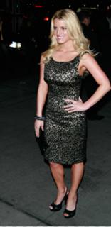 Jessica Simpson feet photo thumbnail