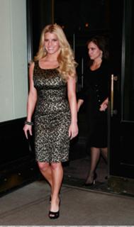 Jessica Simpson feet photo thumbnail