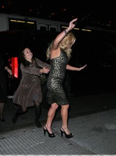 Jessica Simpson feet photo thumbnail