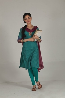 Tamannaah Bhatia feet photo thumbnail