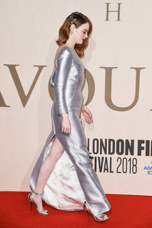 Emma Stone feet photo thumbnail