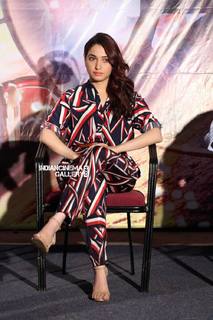 Tamannaah Bhatia feet photo thumbnail