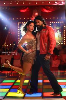 Tamannaah Bhatia feet photo thumbnail