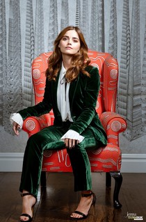 Jenna Coleman feet photo thumbnail