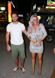 Kerry Katona feet photo thumbnail