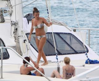 Coleen Rooney feet photo thumbnail