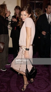 Anna Friel feet photo thumbnail